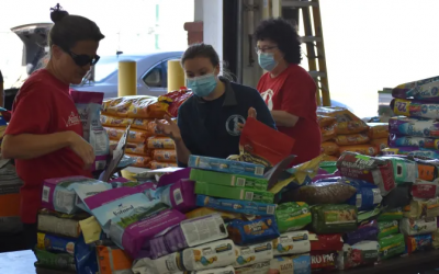 Emergency pet food pantry provides for Cuyahoga County pets